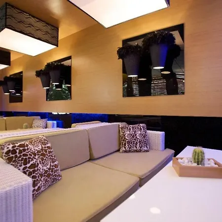 Emerald Paradise Apartahotel